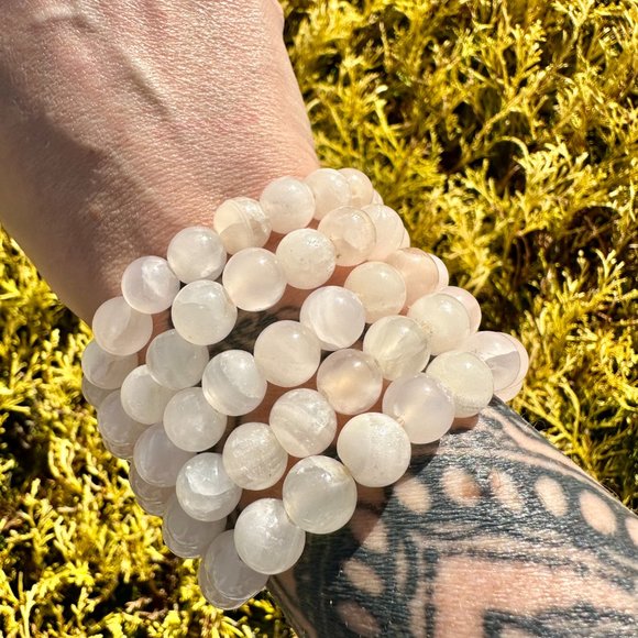 10mm Pink Mangano Calcite Beaded Bracelet - *UV Reactive* - Picture 9 of 10